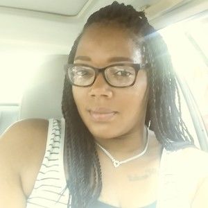 Meet your Posher, Noelle